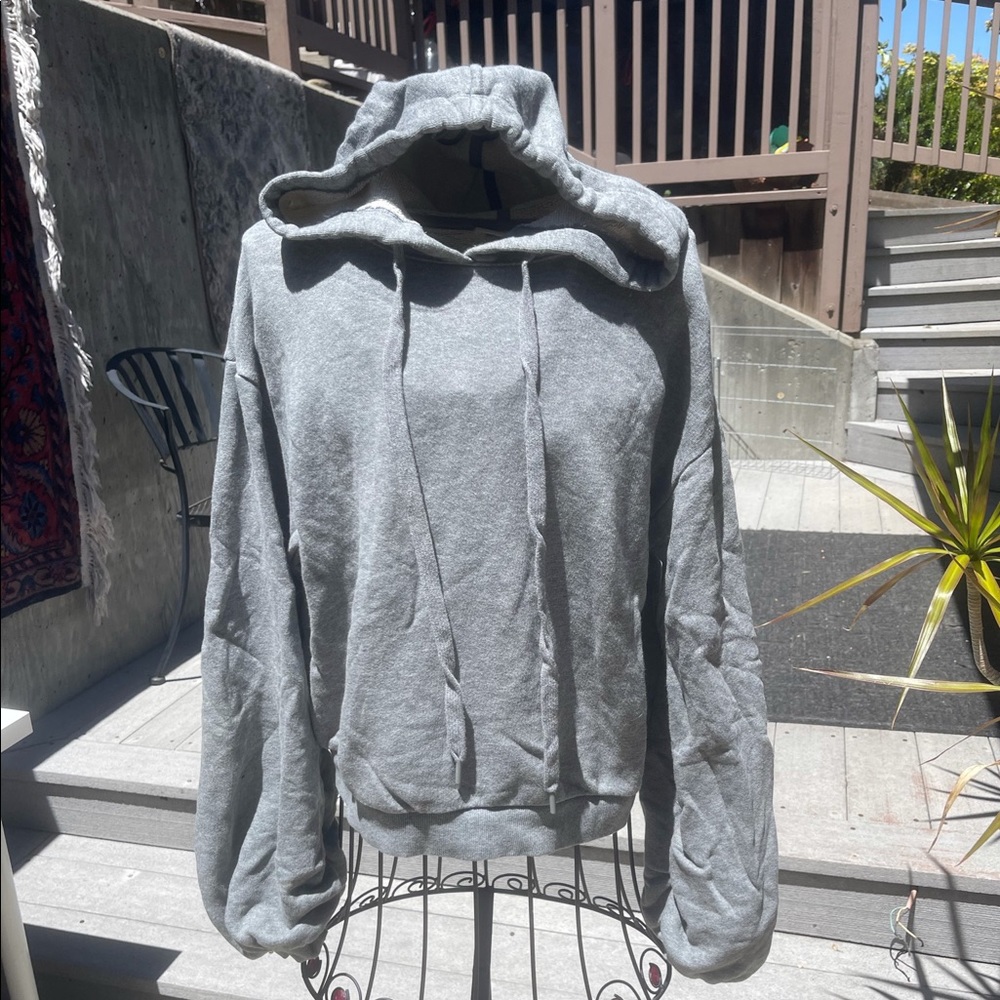 Big sleeve sweater